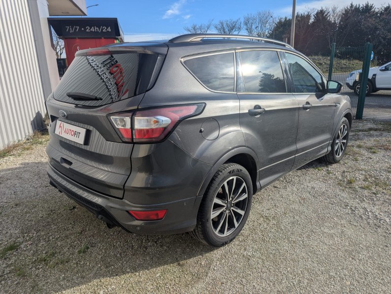FORD Kuga 1.5 TDCI 120 ST LINE