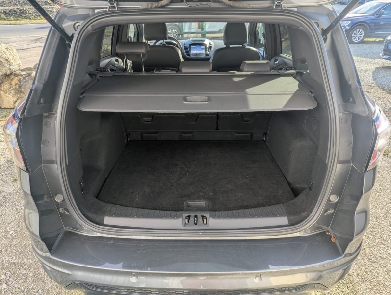 FORD Kuga 1.5 TDCI 120 ST LINE