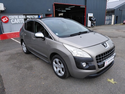 PEUGEOT  - 3008 - 1.6 HDI 112