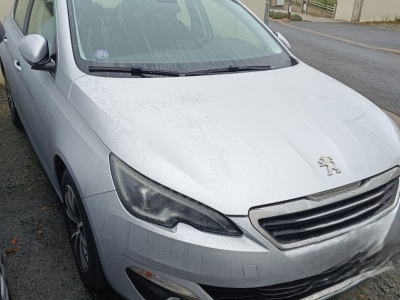 PEUGEOT 308 - 1.2 PURE TECH 