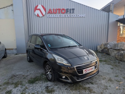 PEUGEOT  5008 - 2.0 HDI 160ch BVA6 7 Places Allure 